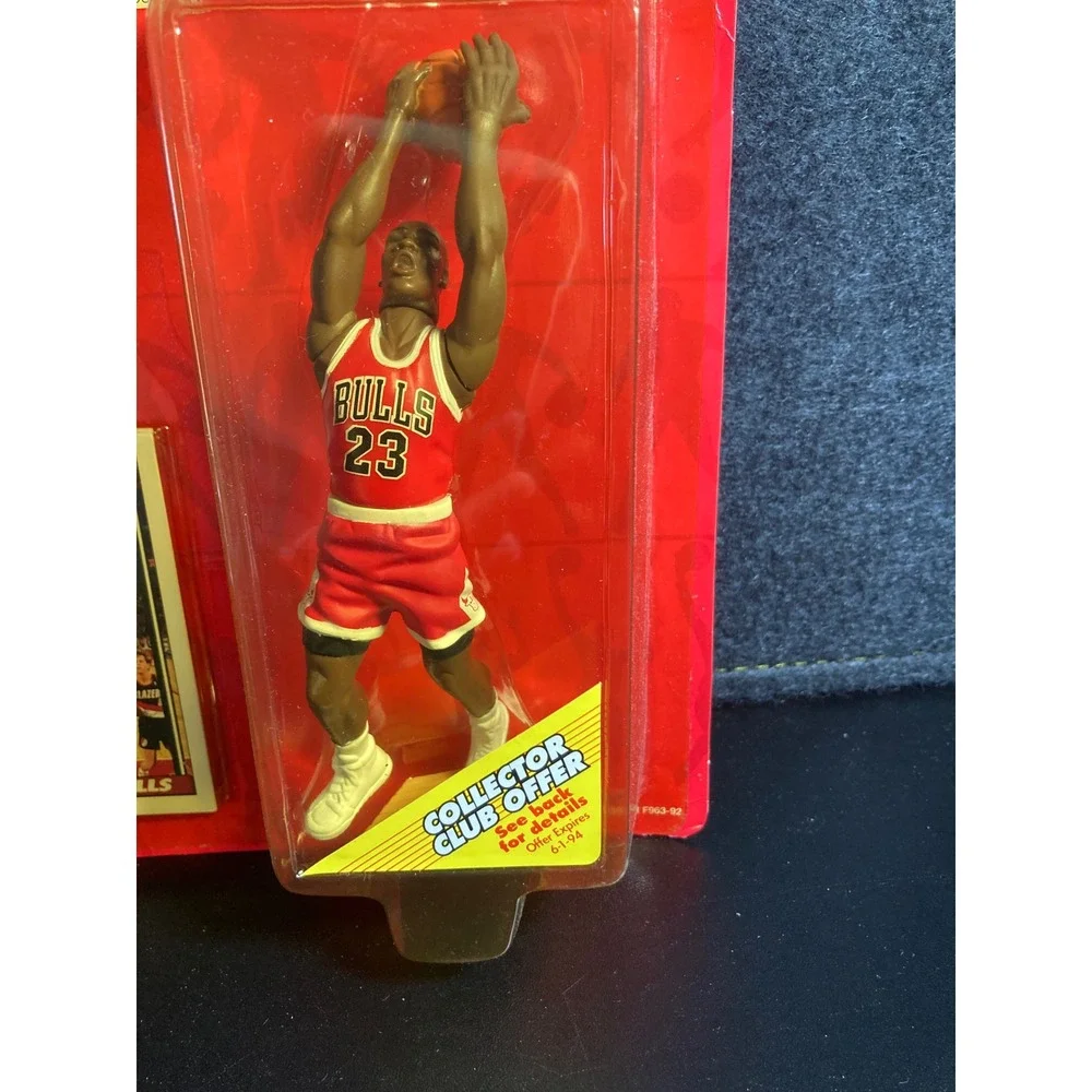 1993 Kenner Starting Lineup Michael Jordan Chicago Bulls Action Figure Topps